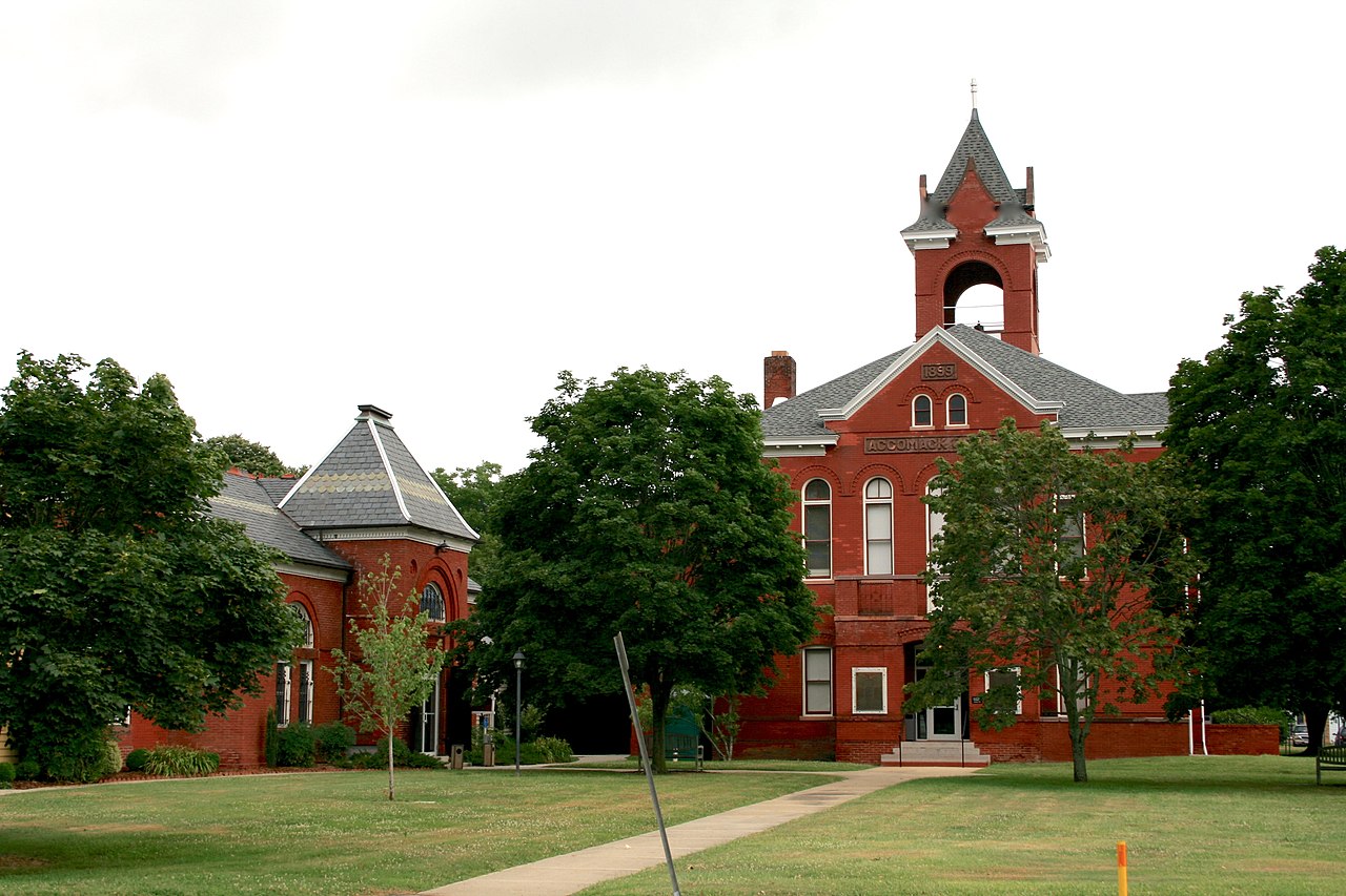 Haus and Hues in Accomac, Virginia