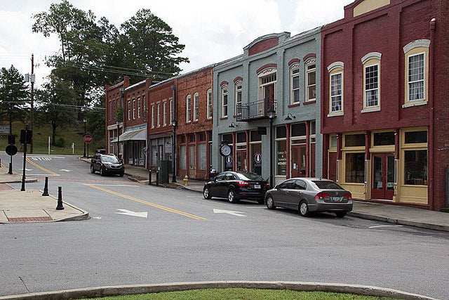 Haus and Hues in Adairsville, Georgia