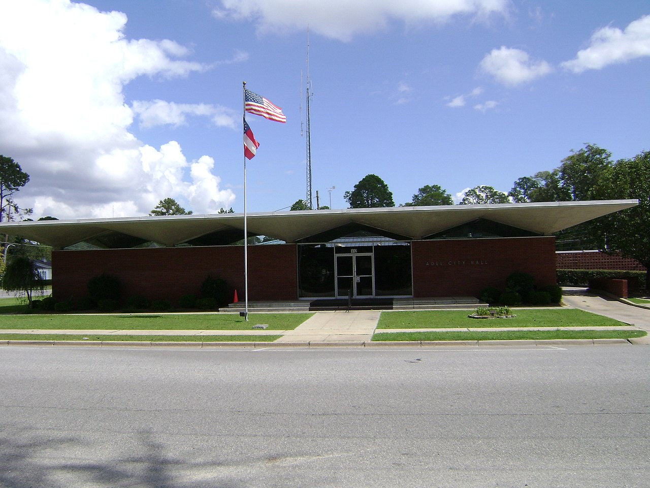 Haus and Hues in Adel, Georgia