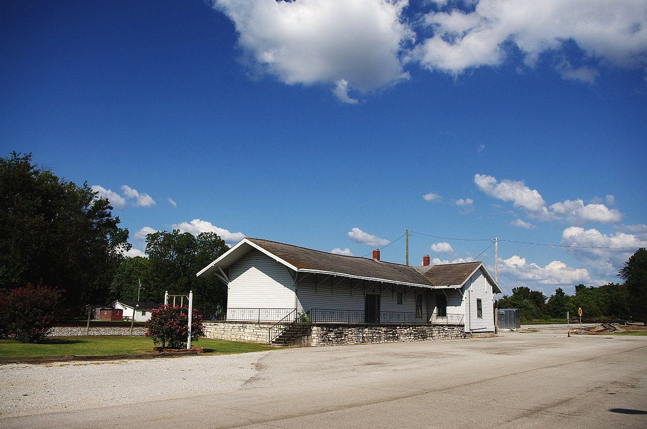 Haus and Hues in Town Creek, Alabama