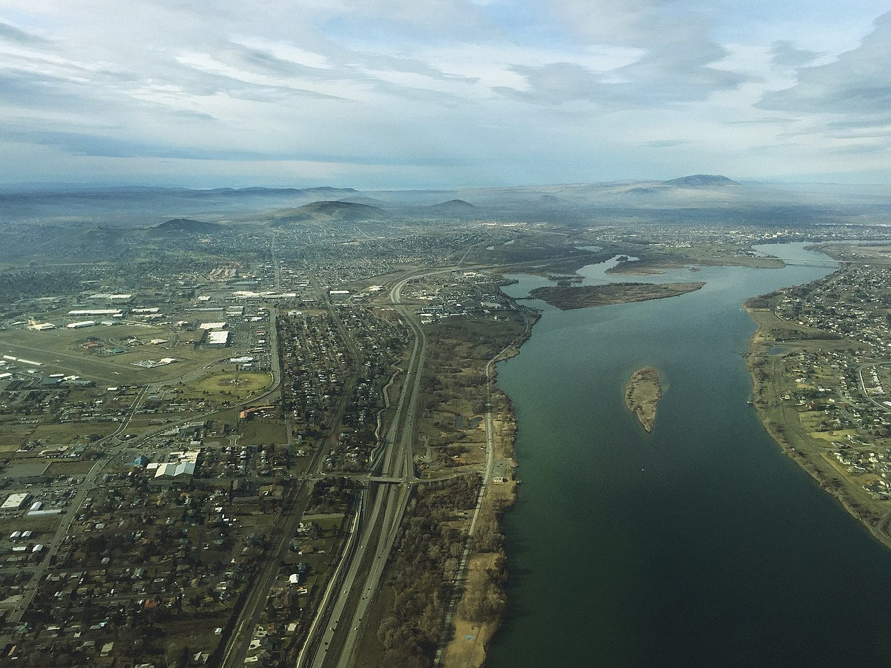 Haus and Hues in Tri-Cities, Washington