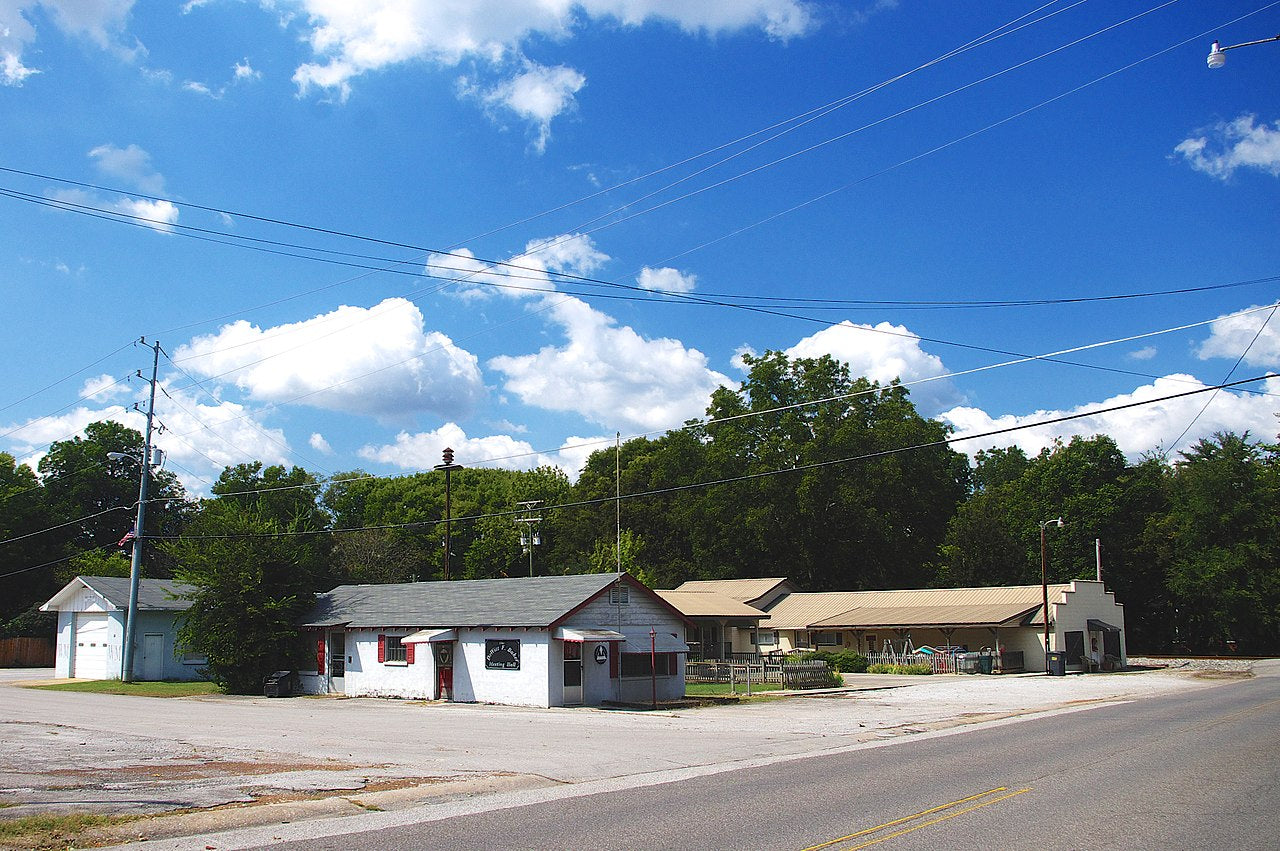 Haus and Hues in Trinity, Alabama