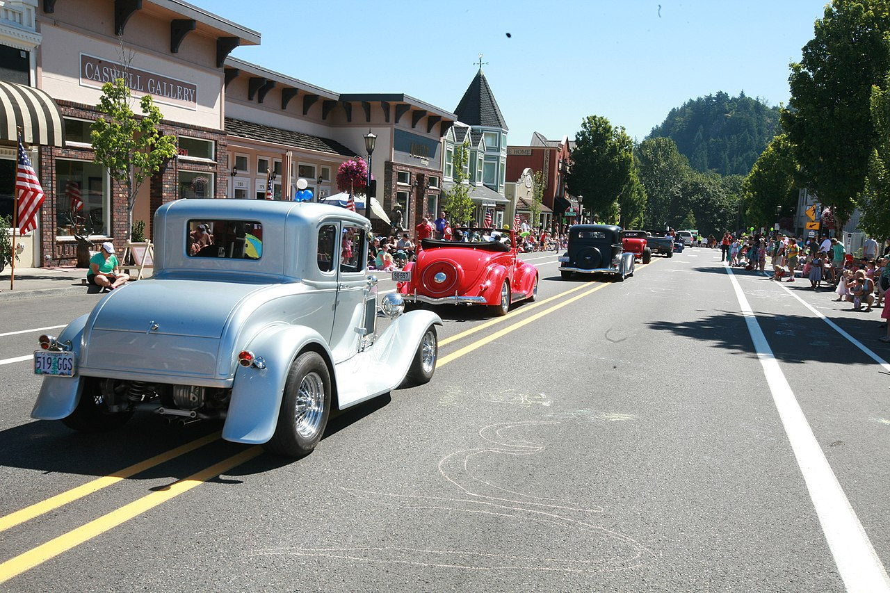 Haus and Hues in Troutdale, Oregon