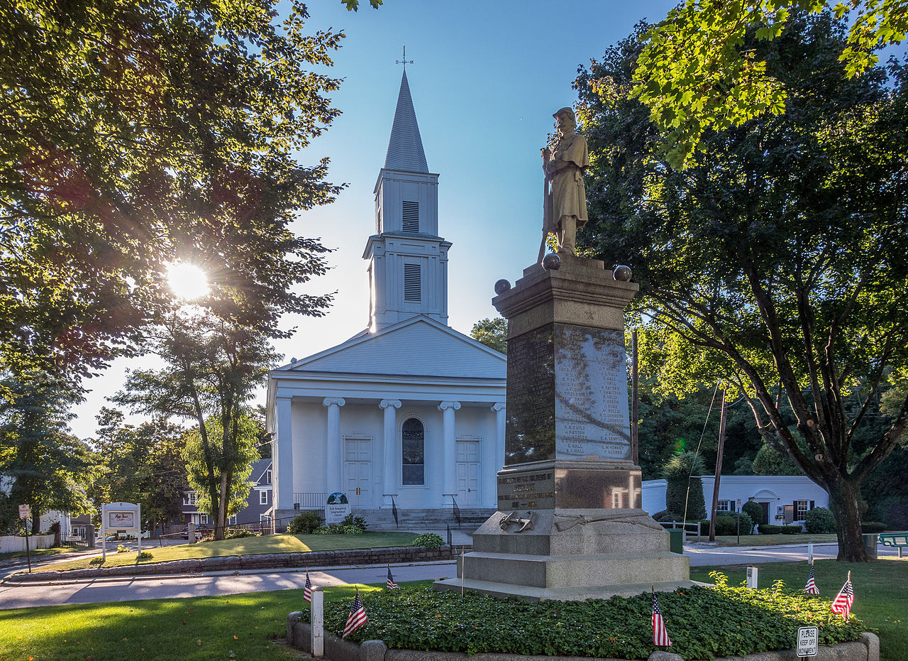 Haus and Hues in Uxbridge, Massachusetts