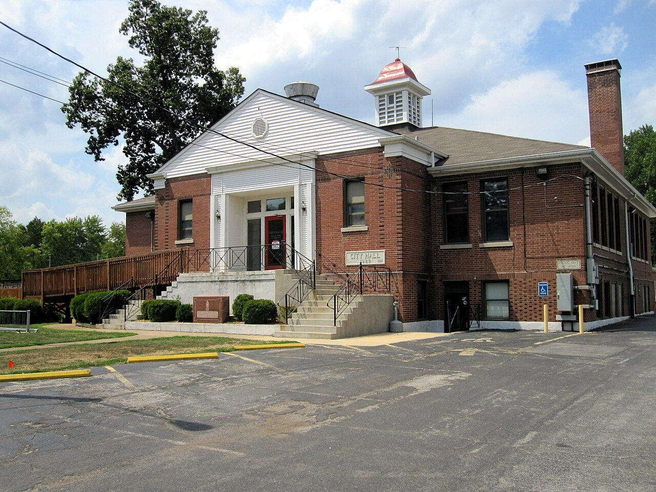 Haus and Hues in Valley Park, Missouri