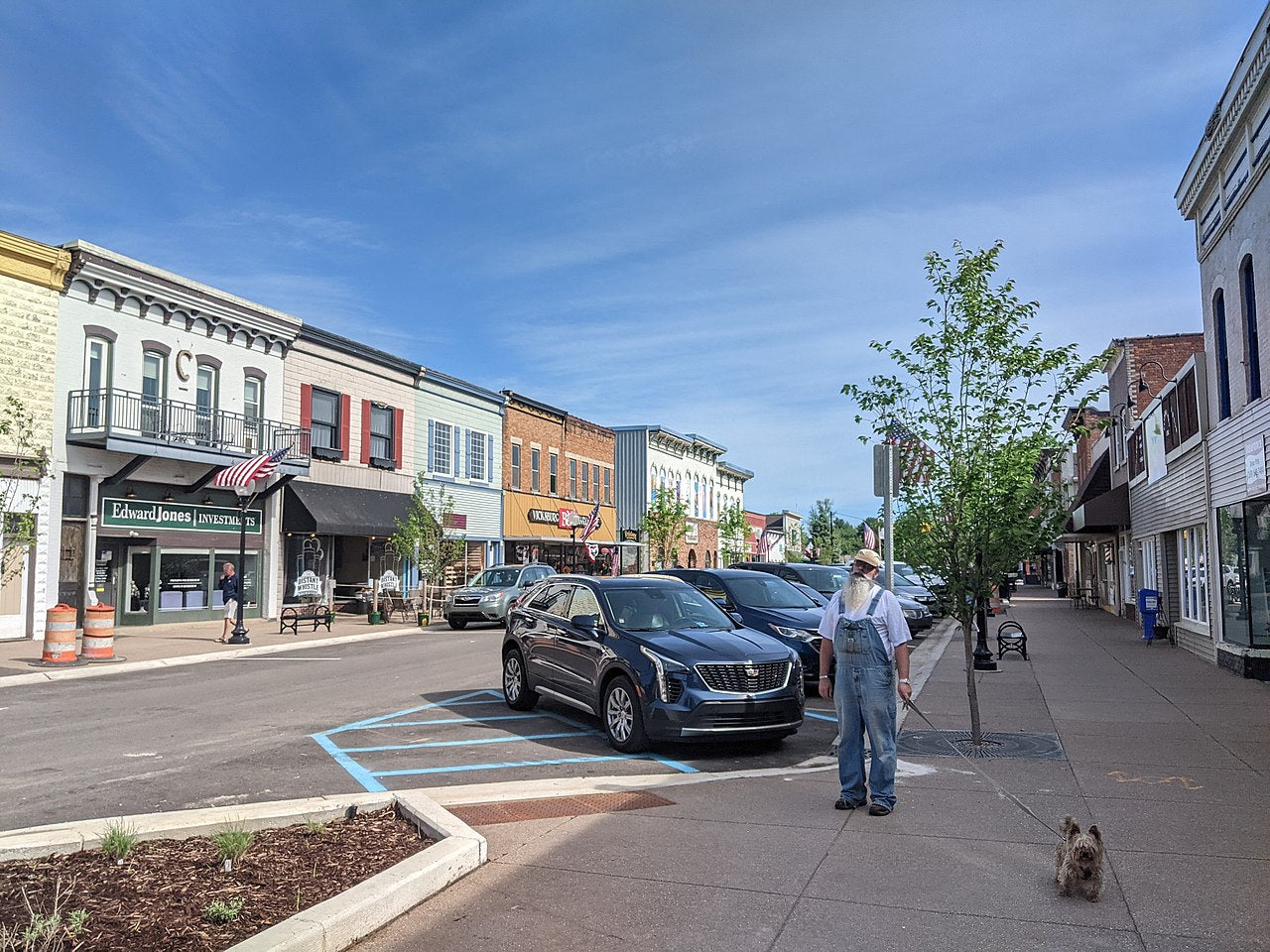 Haus and Hues in Vicksburg, Michigan