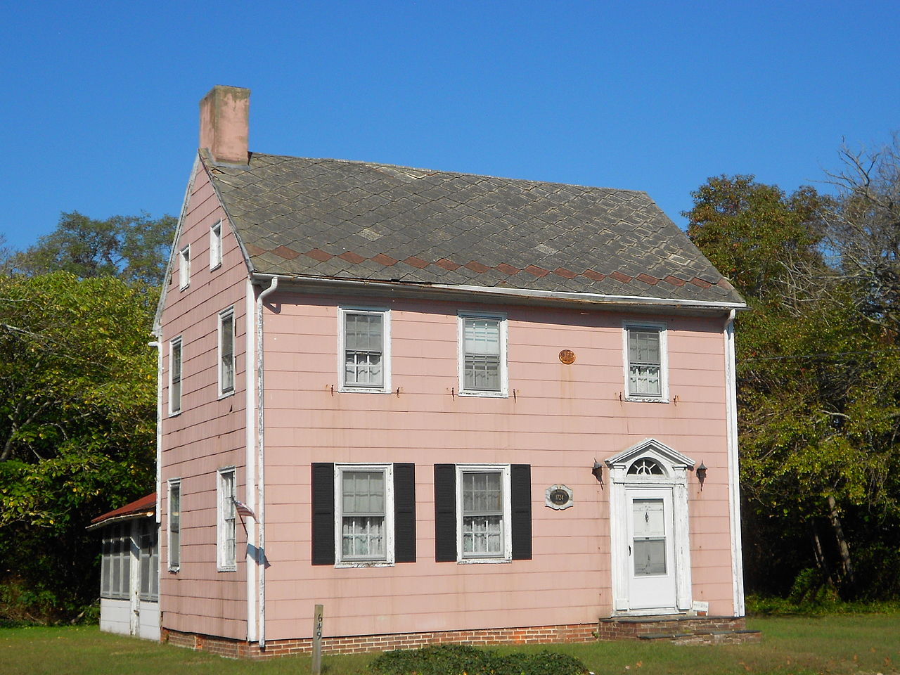 Haus and Hues in Villas, New Jersey