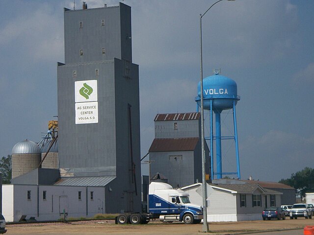 Haus and Hues in Volga, South Dakota