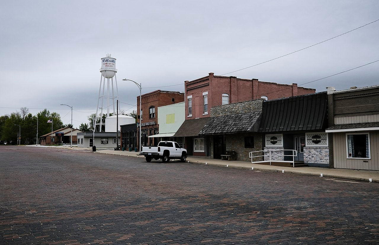 Haus and Hues in Wellsville, Kansas