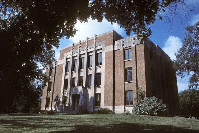 Haus and Hues in Wessington Springs, South Dakota