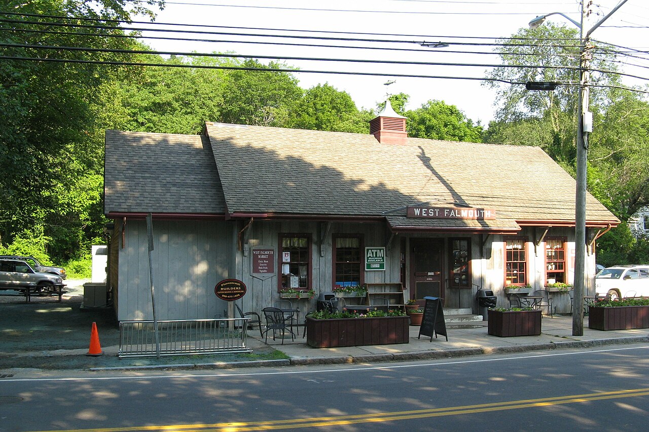 Haus and Hues in West Falmouth, Massachusetts