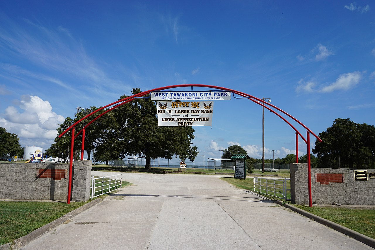 Haus and Hues in West Tawakoni, Texas