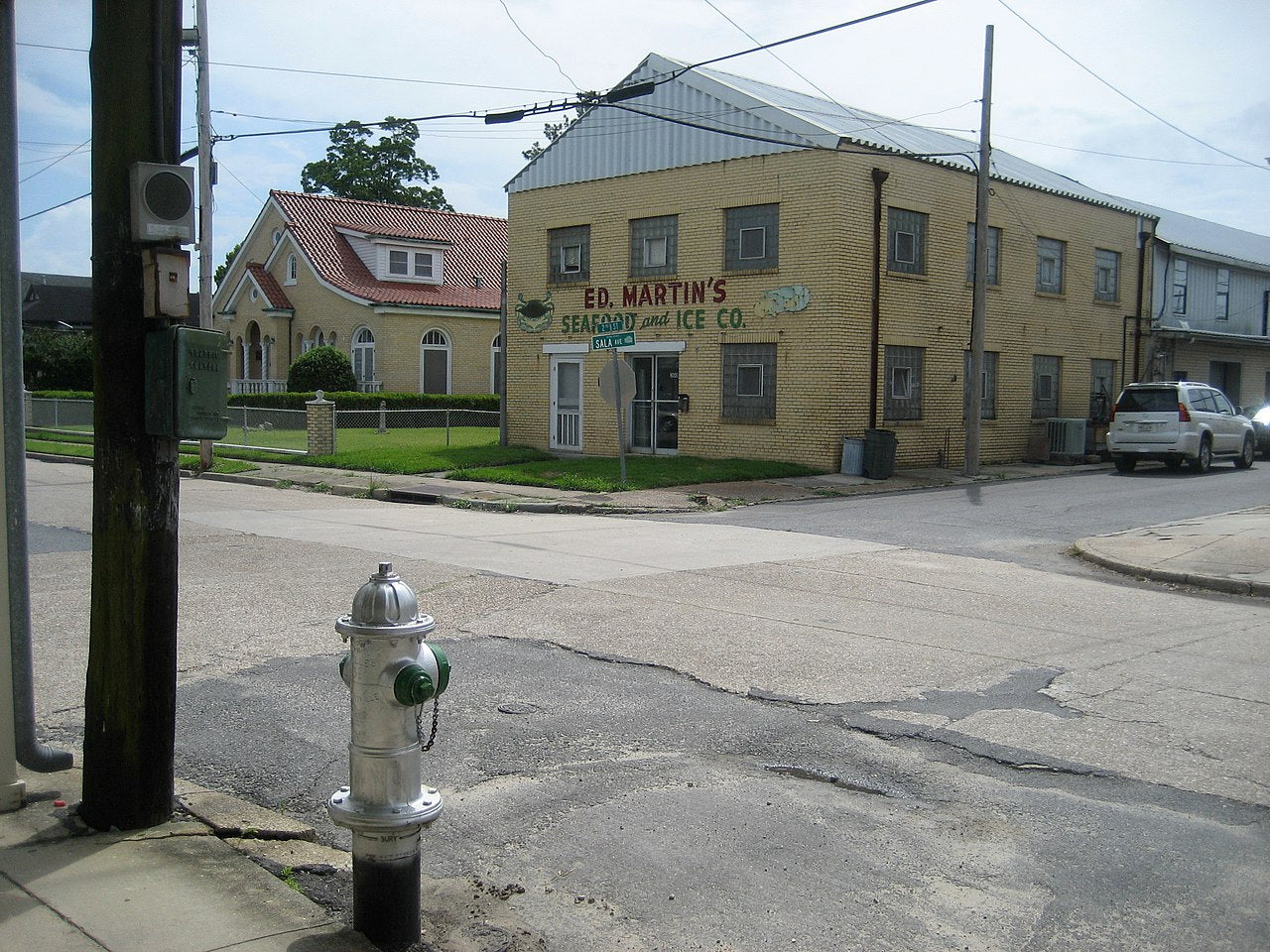 Haus and Hues in Westwego, Louisiana