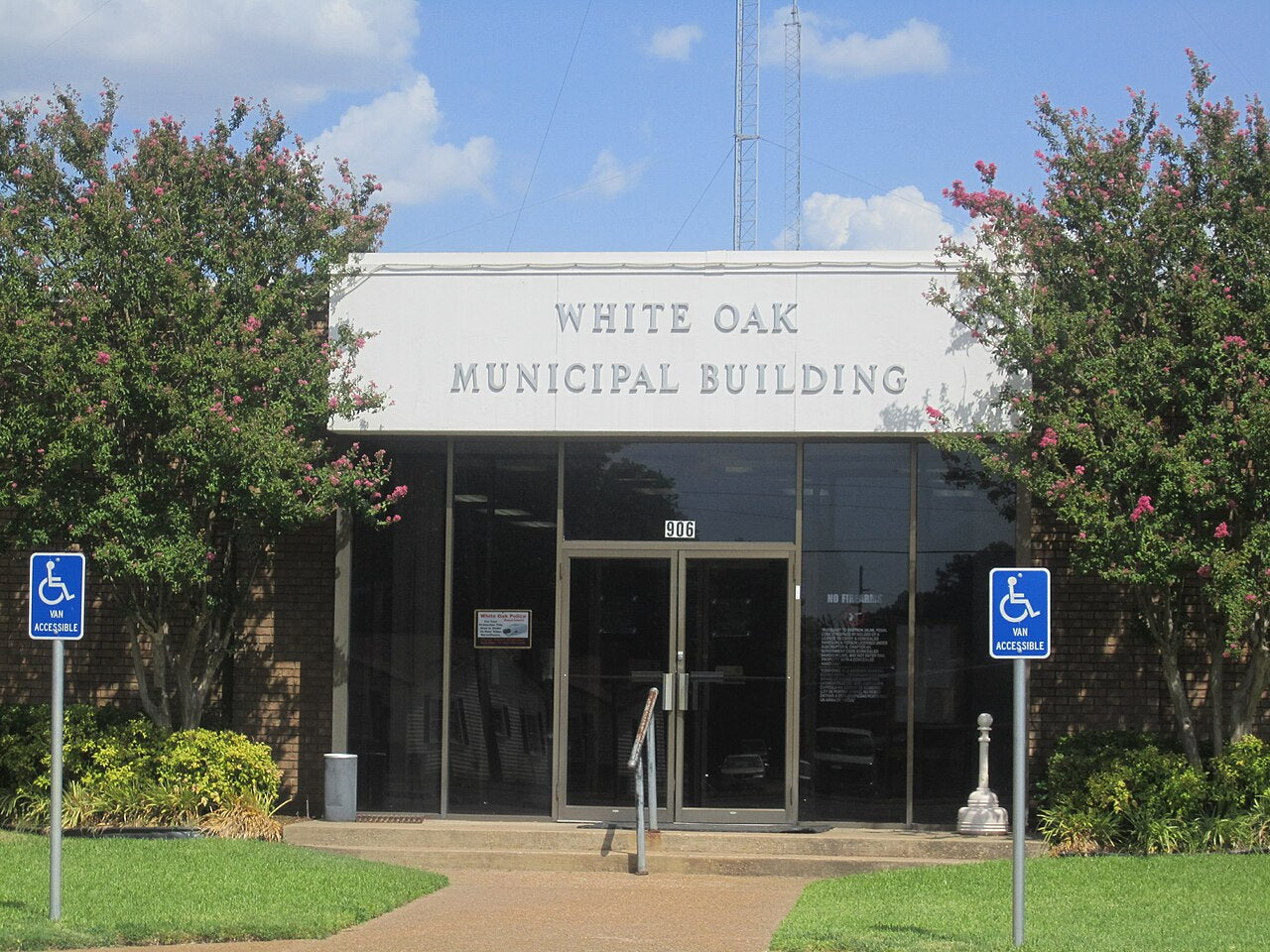 Haus and Hues in White Oak, Texas