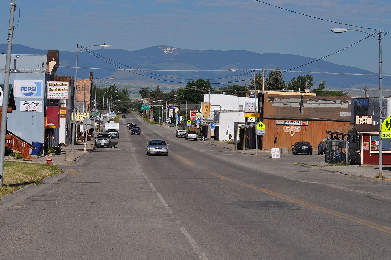 Haus and Hues in White Sulphur Springs, Montana