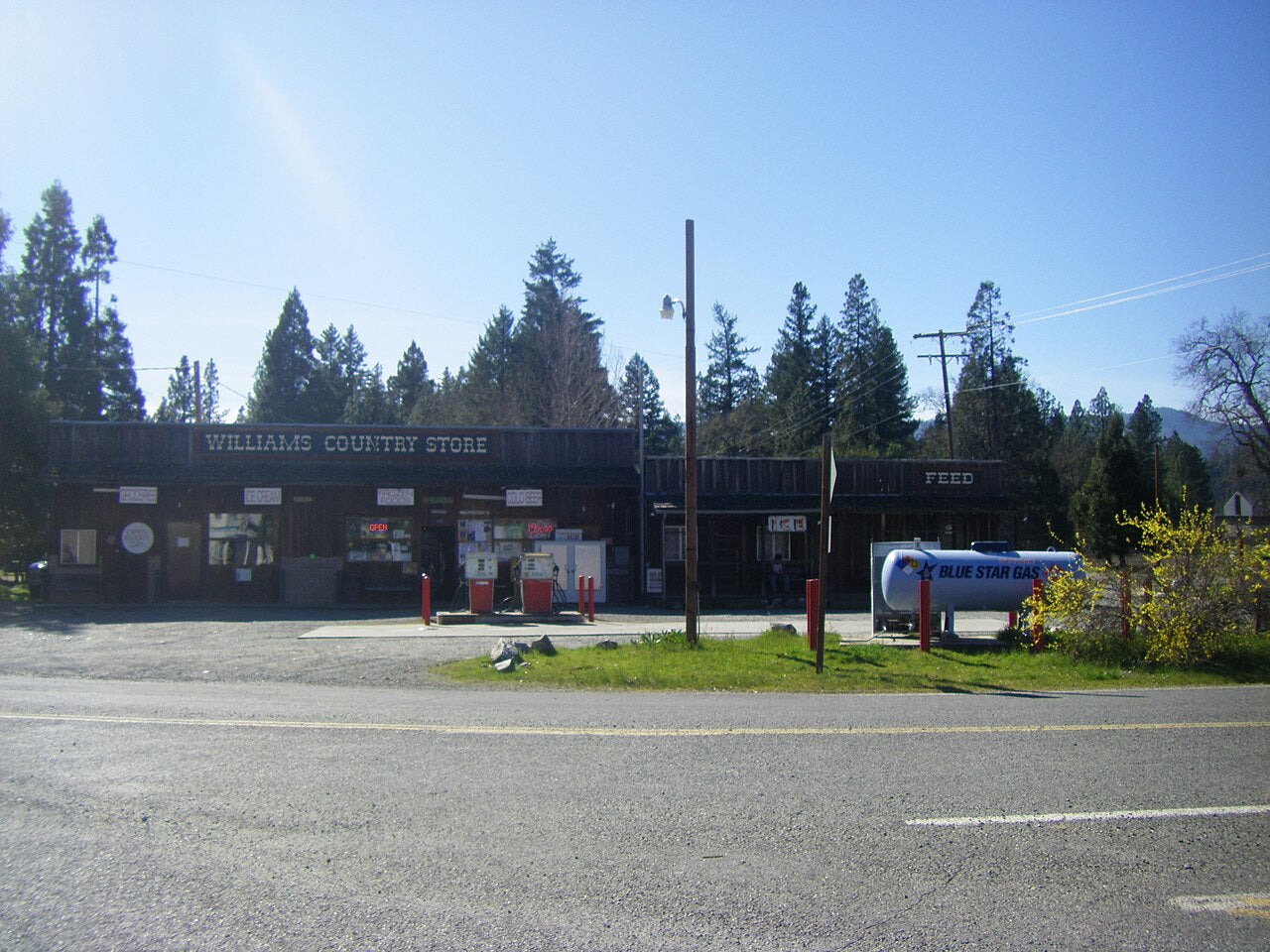 Haus and Hues in Williams, Oregon