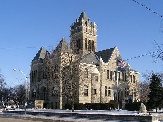 Haus and Hues in Winamac, Indiana