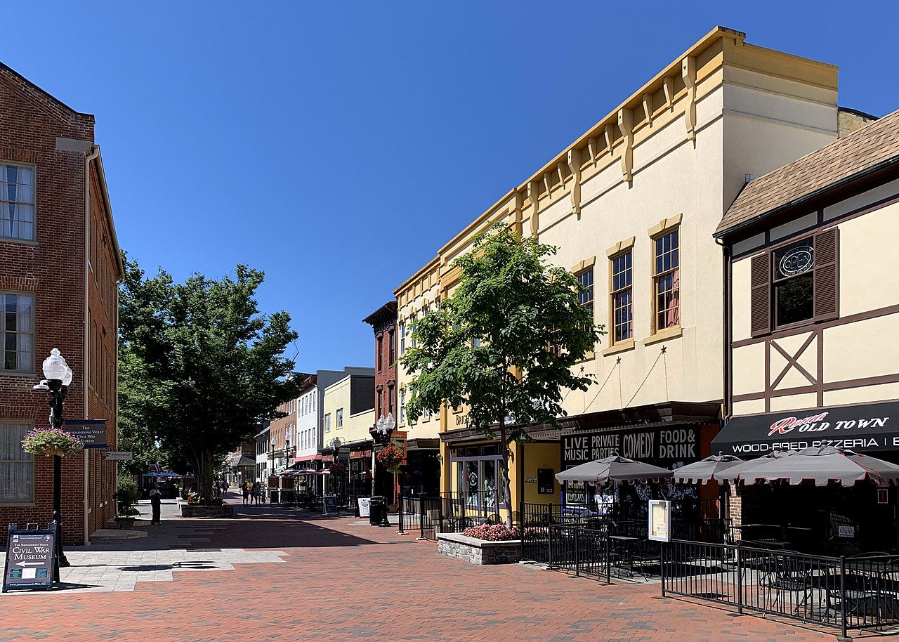 Haus and Hues in Winchester, Virginia