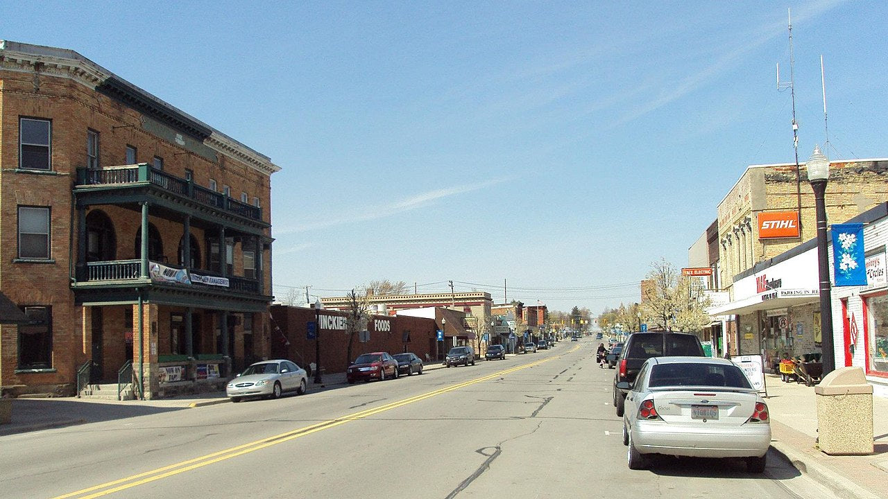 Haus and Hues in Yale, Michigan