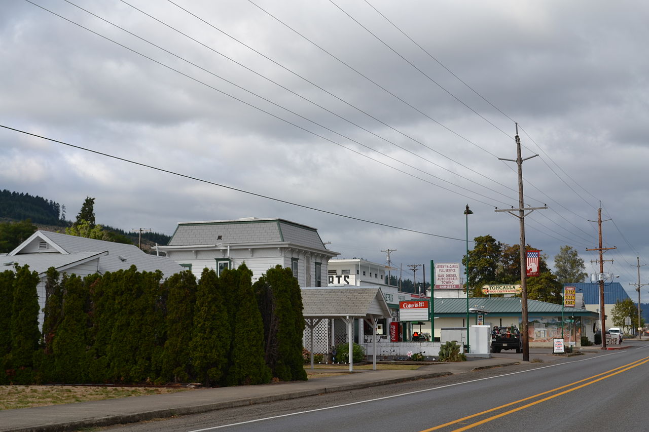 Haus and Hues in Yoncalla, Oregon