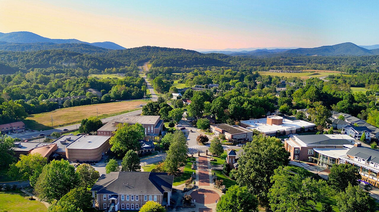 Haus and Hues in Young Harris, Georgia